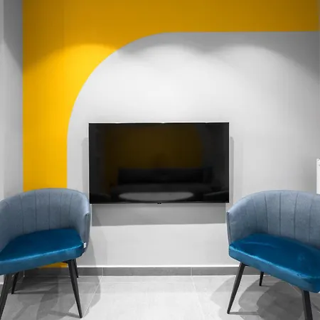 #luxlikehome Glow 塞萨洛尼基